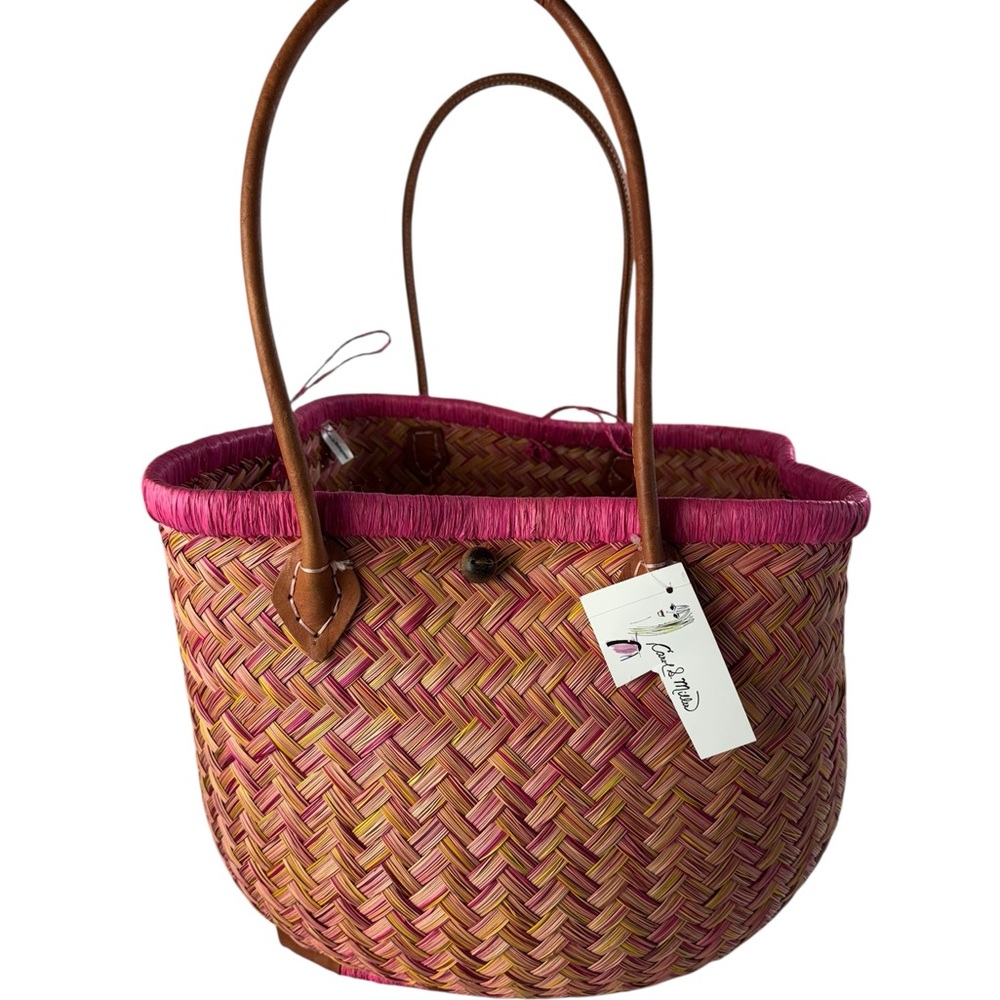 Weaved Tulip Bag W/ Handcut Leather Handles - Picture 6 of 7